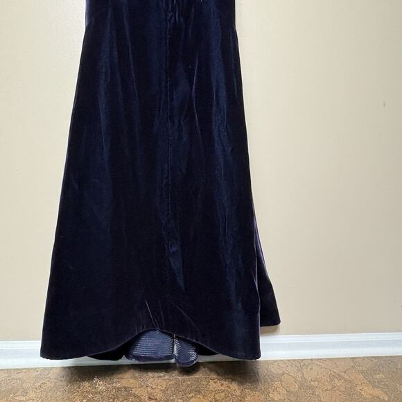 Vintage Victor Costa Velvet Dark Blue Gown Spaghetti Strap Maxi Dress Size 6 USA - Picture 2 of 16